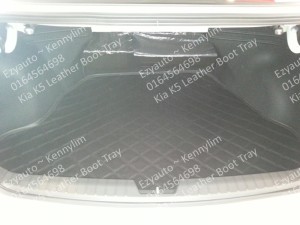 O26-K5 leather boot tray 1