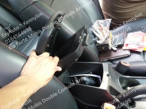 Kia Forte Mobis Double Console Armrest_8