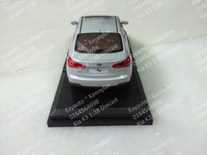 Kia K3 1.38 diecast_13