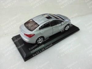 Kia K3 1.38 diecast_14