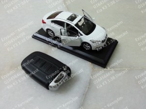 Kia K3 1.38 diecast_3