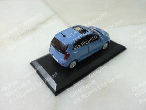Kia Picanto 1.38 diecast_13