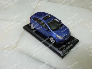 Kia Rio 1.38 diecast_14