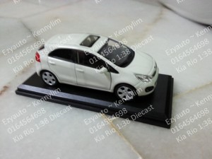 Kia Rio 1.38 diecast_5