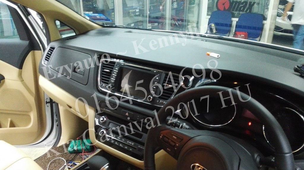 KIA Carnival 2017 8″ DVD player with GPS EzyAUTO